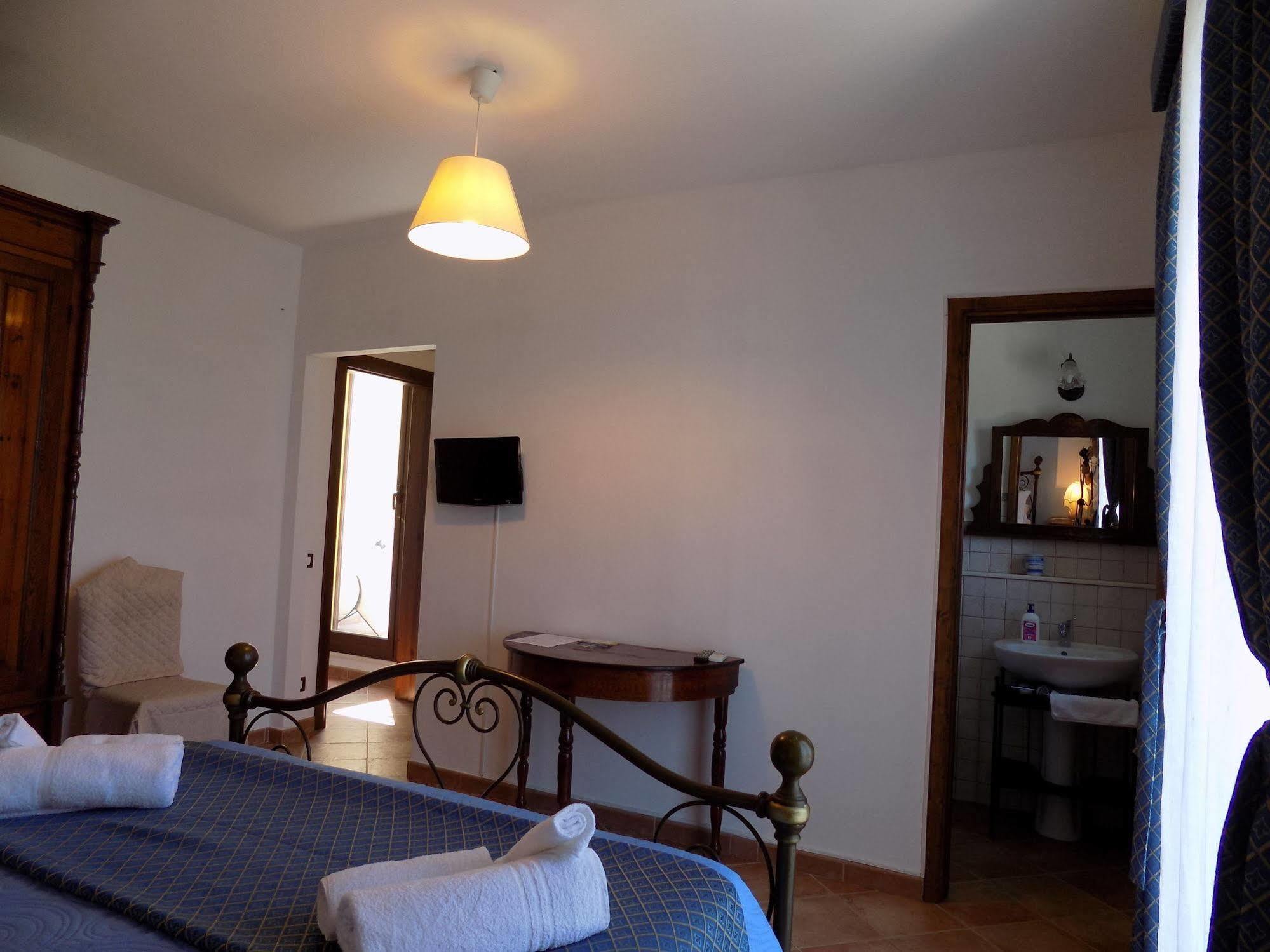 - Vista Egadi - Bed and Breakfast Torre Nubia Eksteriør billede